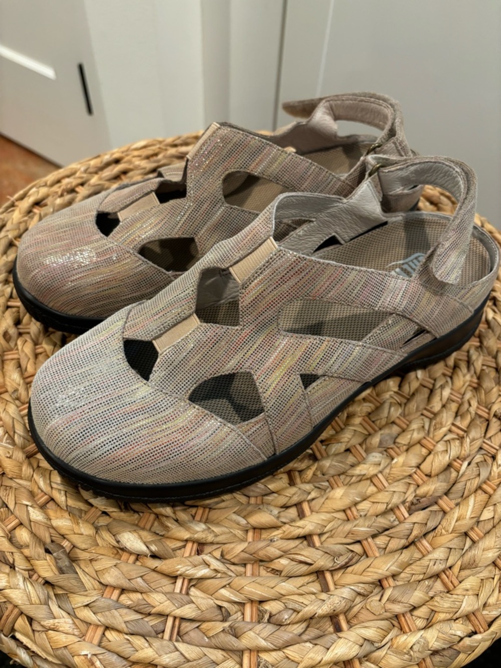 DREW NWOT Smiles Textured Nubuck Leather Sandals Shoes Tan Women 8.5 Orthopedic